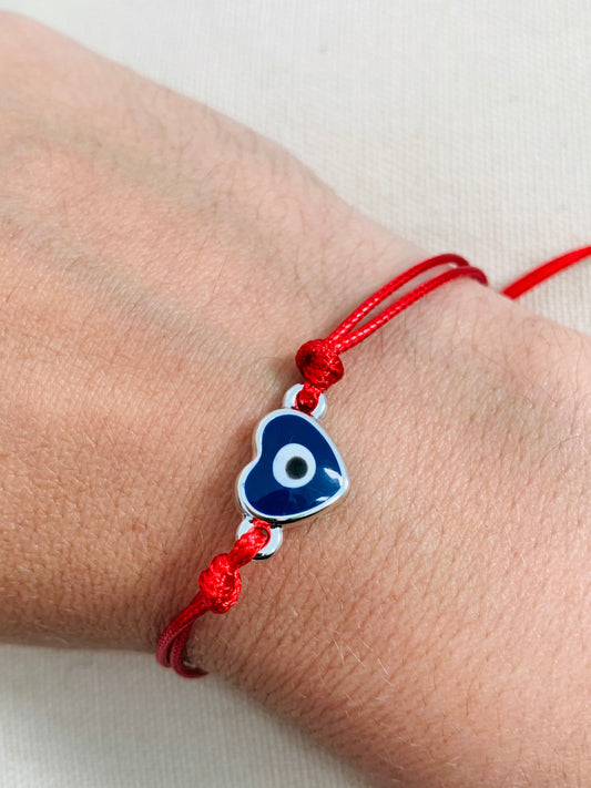 Heart Evil Eye Macrame Bracelet