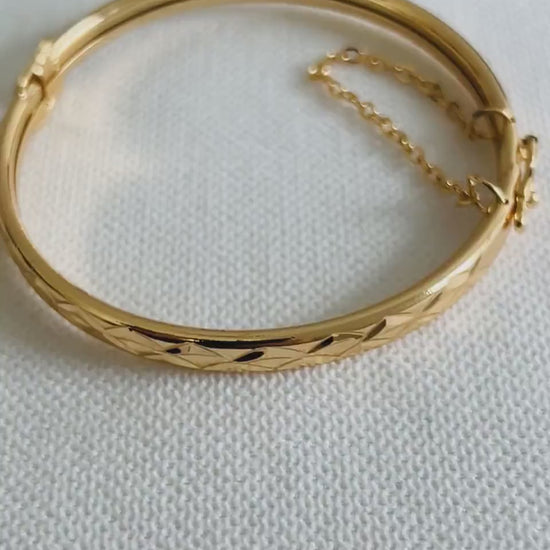 Gold Filled Bangle, Bangle with Chain Link, Gold Dainty Bangle, Gold Delicate Bracelet, Gold Dainty Bracelet Gold bangle, Gold Cuff