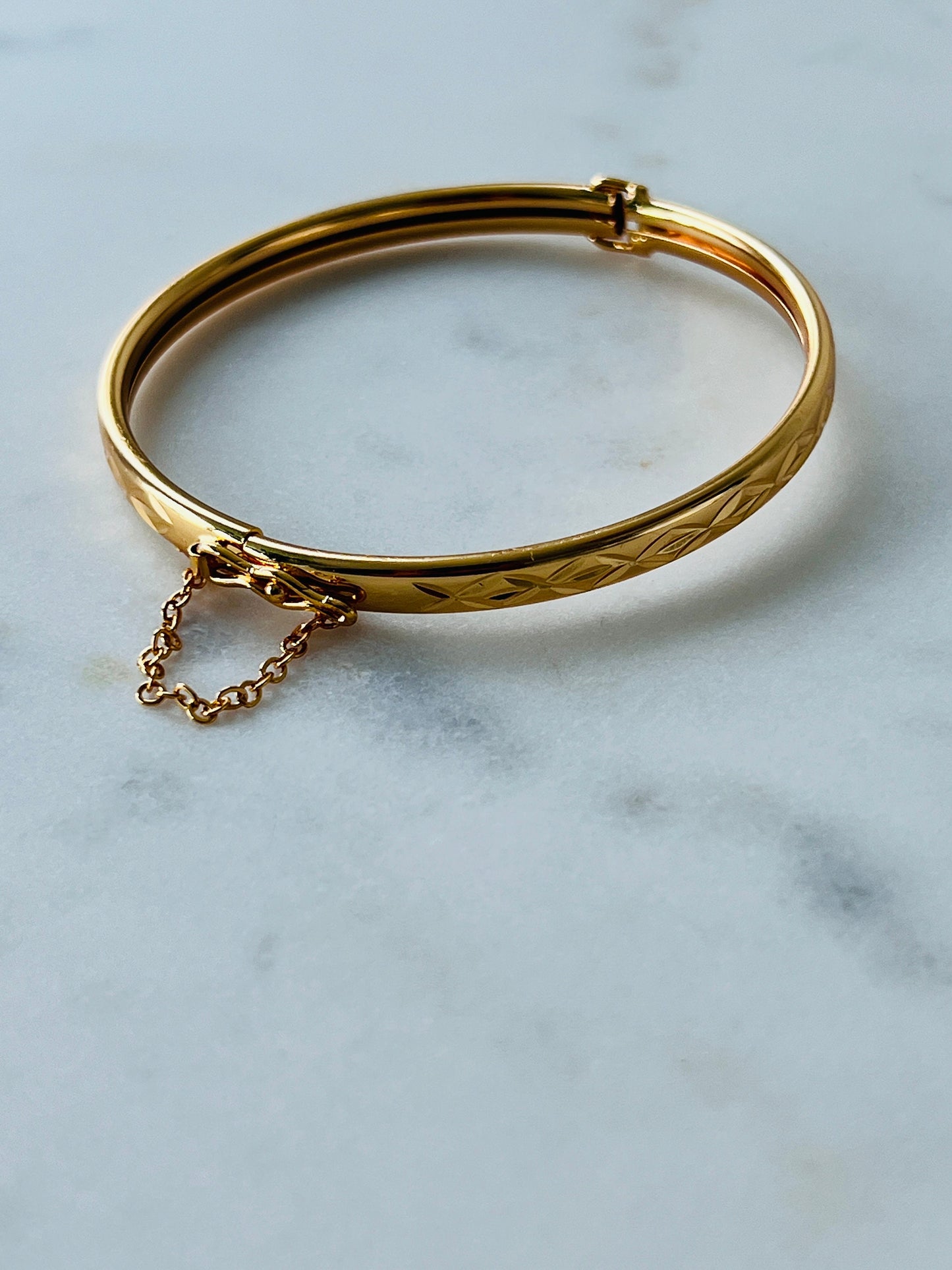 Gold Filled Bangle, Bangle with Chain Link, Gold Dainty Bangle, Gold Delicate Bracelet, Gold Dainty Bracelet Gold bangle, Gold Cuff