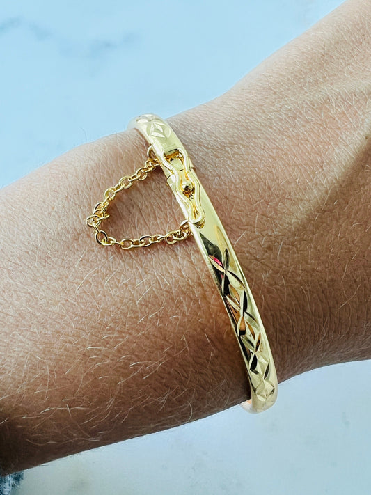 Gold Filled Bangle, Bangle with Chain Link, Gold Dainty Bangle, Gold Delicate Bracelet, Gold Dainty Bracelet Gold bangle, Gold Cuff