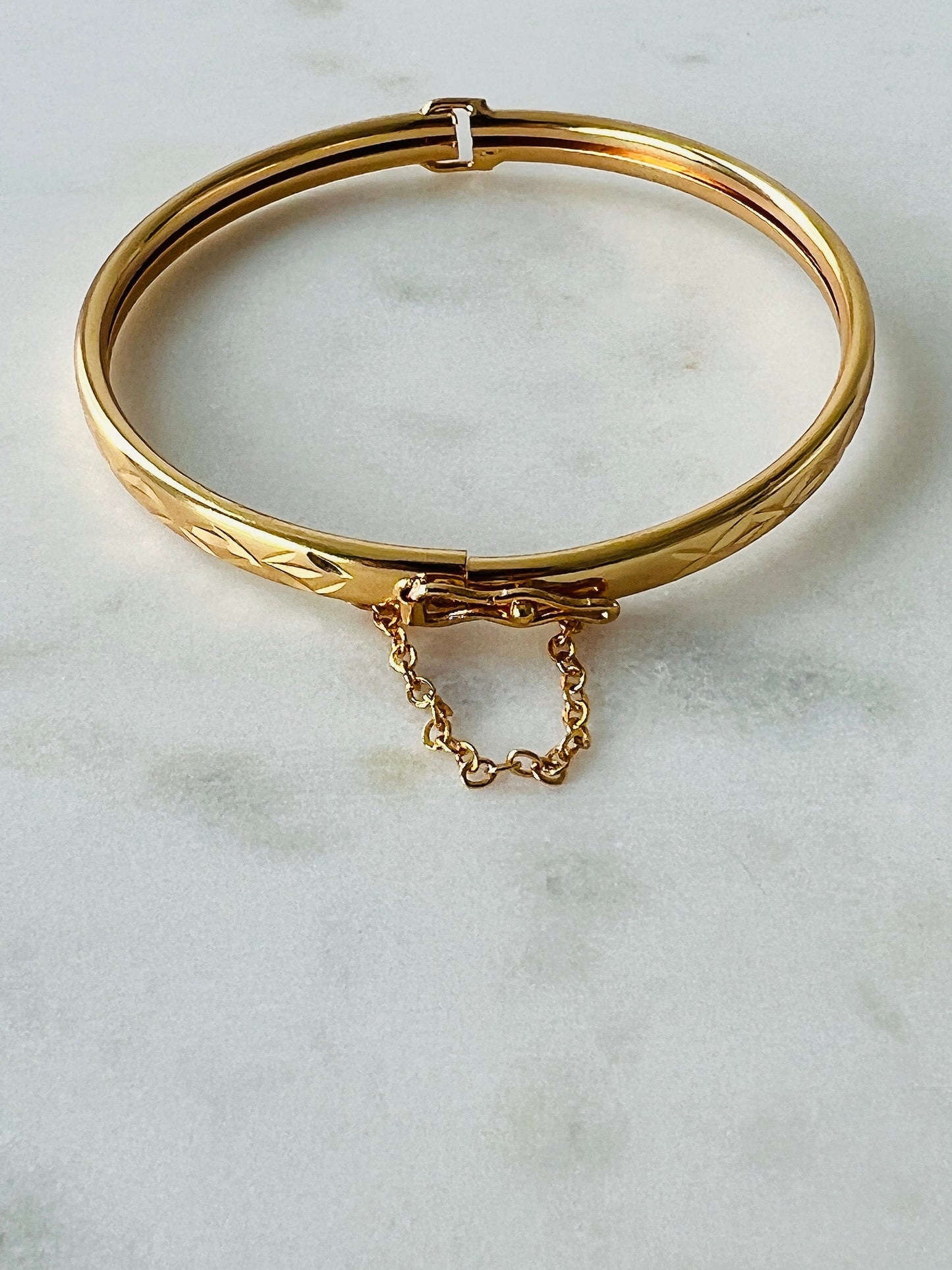 Gold Filled Bangle, Bangle with Chain Link, Gold Dainty Bangle, Gold Delicate Bracelet, Gold Dainty Bracelet Gold bangle, Gold Cuff