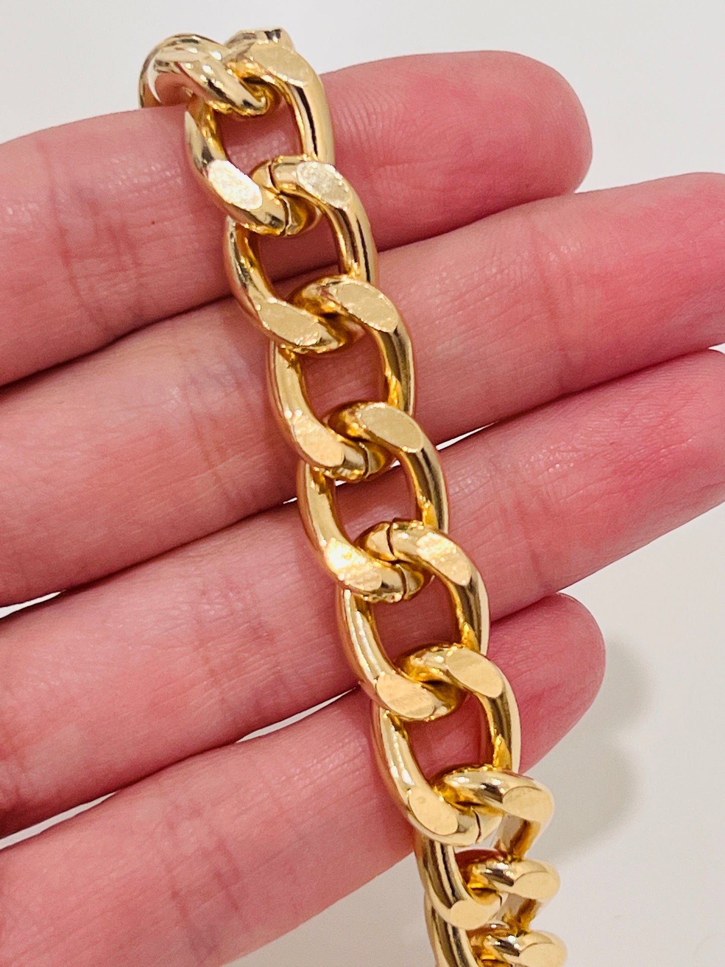 Gold Filled Curb Chain Bracelet, Gold Layering Bracelet, Gold Chain Bracelet, Curb Chain Bracelet 18kt, Chunky Chain Bracelet, Gift for Her